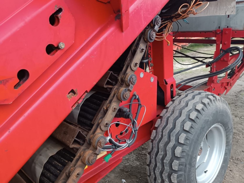 Приймальний бункер - сортувалка Grimme RH 24-60 на три фракції для овочів